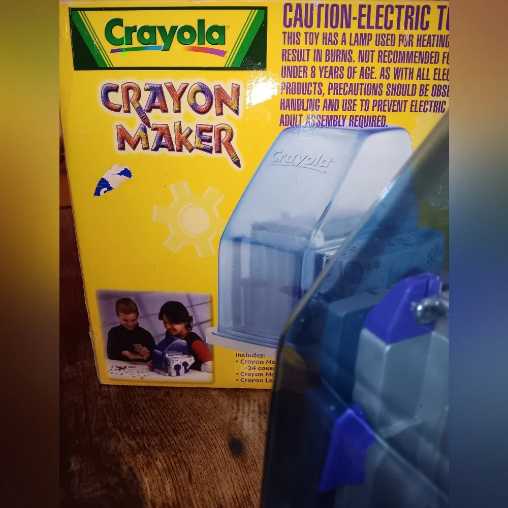 Vintage Crayola Crayon Maker model 04- 9020-0-600 Melter Melting Art